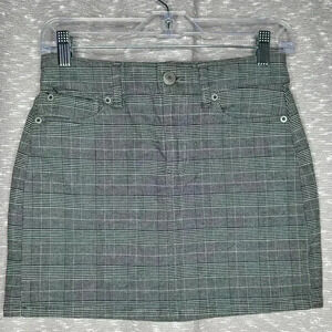 American Eagle Super Stretch Mini Skirt. Size 0 Regular